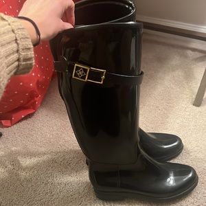 Rain boots